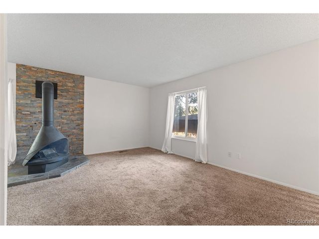 935 Saturn Dr 117, Colorado Springs, CO 80905