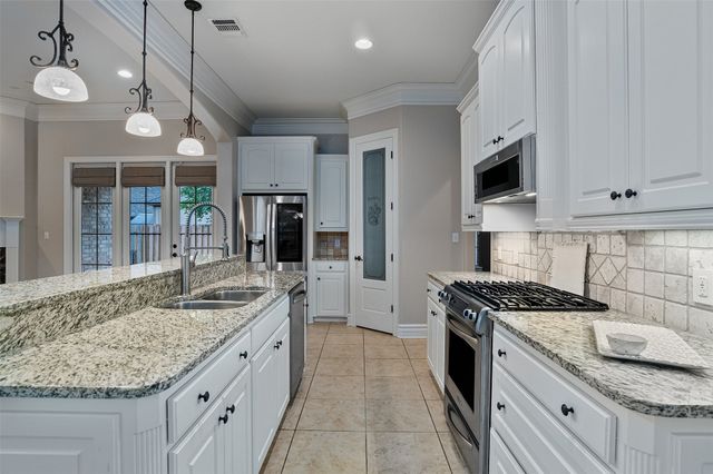 9329 S Plaquemine Drive, Shreveport, LA 71115