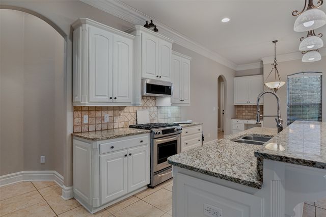 9329 S Plaquemine Drive, Shreveport, LA 71115