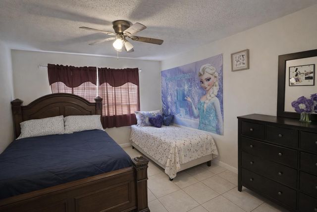 1701 NW 46th Avenue 111, Lauderhill, FL 33313