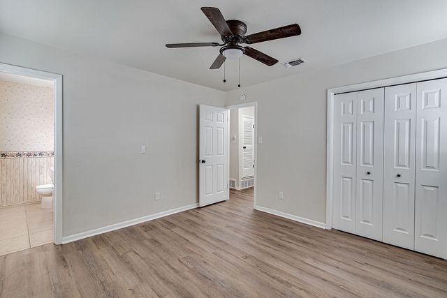 512 Kemper Avenue, Crowley, TX 76036