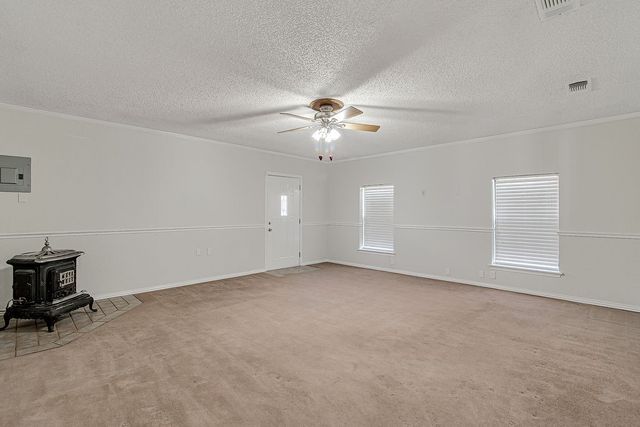 512 Kemper Avenue, Crowley, TX 76036