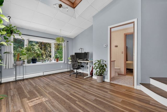 8 Lyndale Rd, Worcester, MA 01606