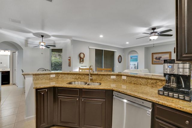 9328 Silent Oak Circle, West Palm Beach, FL 33411