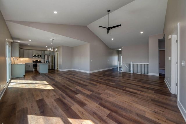 1335 COPPER MOUNTAIN Drive, Crescent, IA 51526