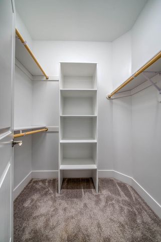 1335 COPPER MOUNTAIN Drive, Crescent, IA 51526