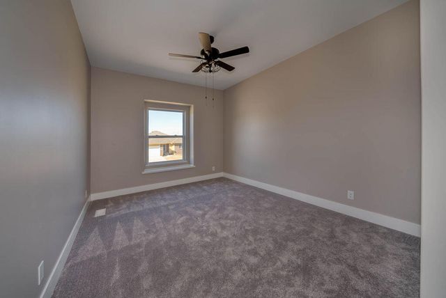 1335 COPPER MOUNTAIN Drive, Crescent, IA 51526