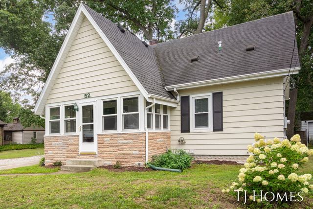 52 Holly Street SW, Grand Rapids, MI 49548