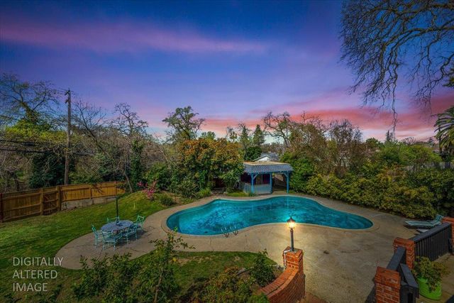 4637 Hixon Cir, Carmichael, CA 95608