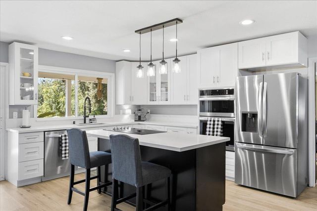 4637 Hixon Cir, Carmichael, CA 95608