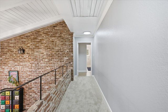 4637 Hixon Cir, Carmichael, CA 95608