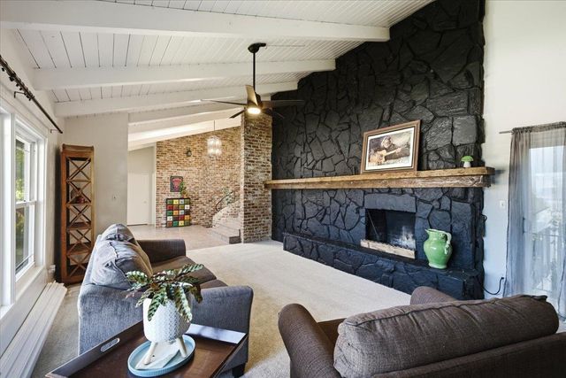 4637 Hixon Cir, Carmichael, CA 95608