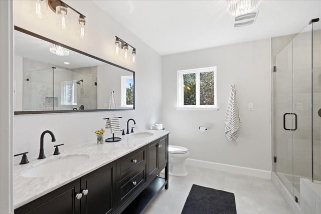 4637 Hixon Cir, Carmichael, CA 95608