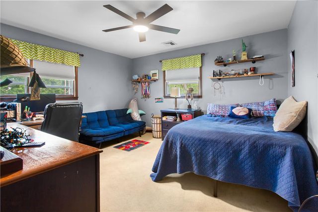 679 Cherry Hill Road, Bushkill Twp, PA 18064