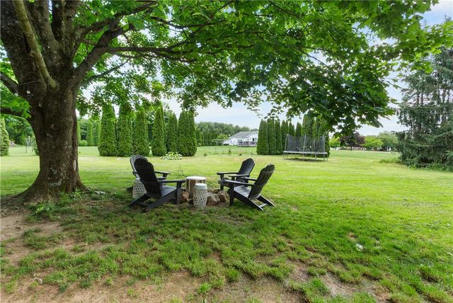 679 Cherry Hill Road, Bushkill Twp, PA 18064