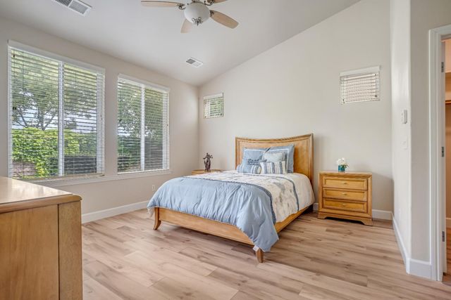 6126 W Los Altos Avenue, Fresno, CA 93722