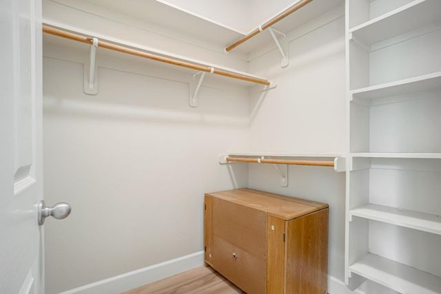 6126 W Los Altos Avenue, Fresno, CA 93722