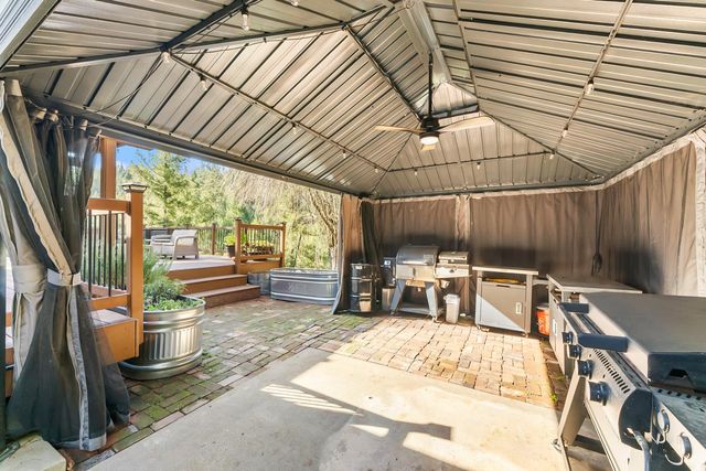 2911 Pioneer Hill Rd, Placerville, CA 95667