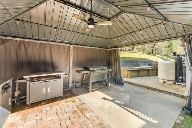 2911 Pioneer Hill Rd, Placerville, CA 95667