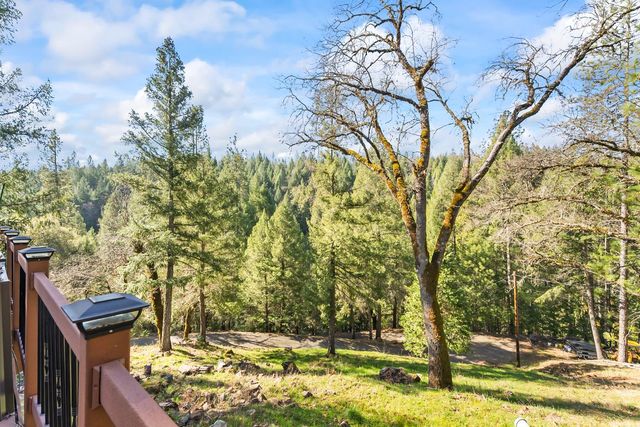 2911 Pioneer Hill Rd, Placerville, CA 95667
