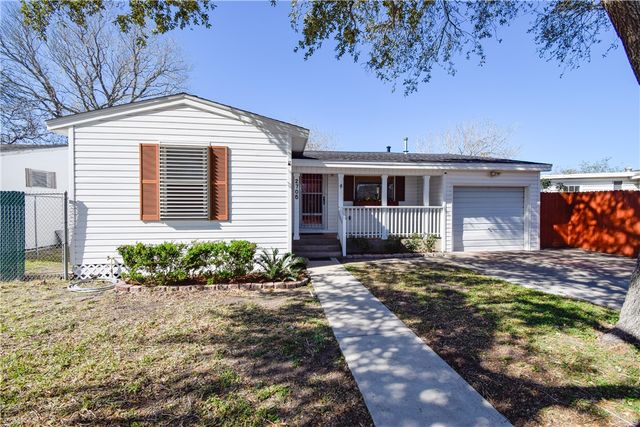 2705 Elizabeth St, Corpus Christi, TX 78404