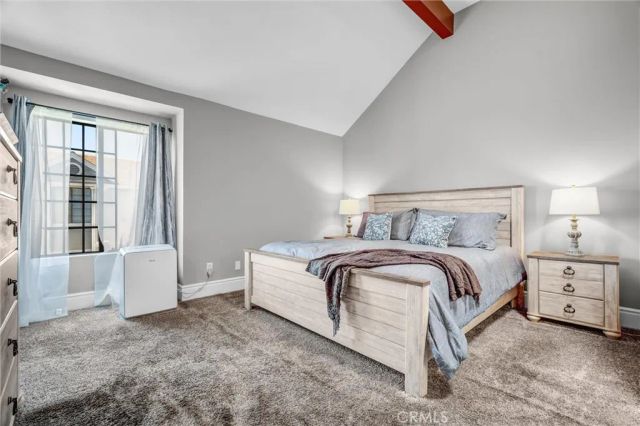 4682 WARNER Avenue C304, Huntington Beach, CA 92649