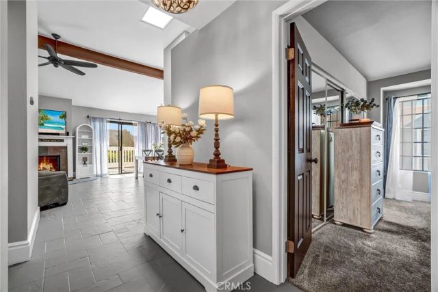 4682 WARNER Avenue C304, Huntington Beach, CA 92649
