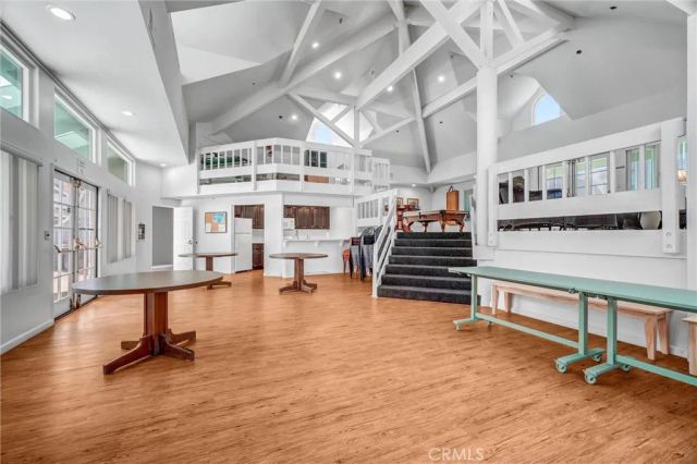 4682 WARNER Avenue C304, Huntington Beach, CA 92649