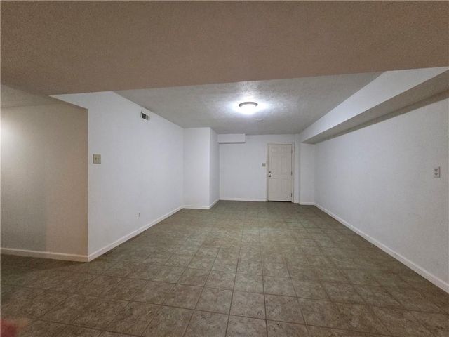 500 Calaveras Drive, Atlanta, GA 30350