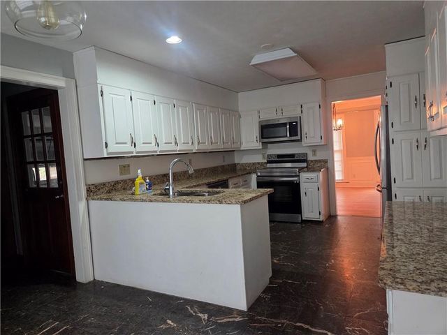 500 Calaveras Drive, Atlanta, GA 30350