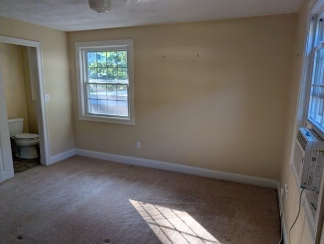 4 Allen Lane, Ipswich, MA 01938