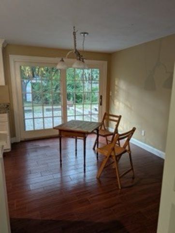 4 Allen Lane, Ipswich, MA 01938