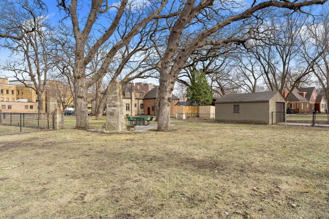 907 1st Drive NW, Austin, MN 55912