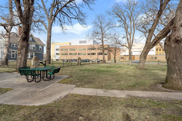 907 1st Drive NW, Austin, MN 55912