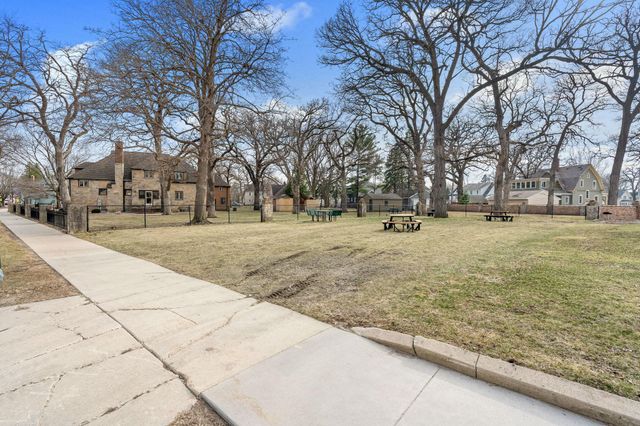 907 1st Drive NW, Austin, MN 55912