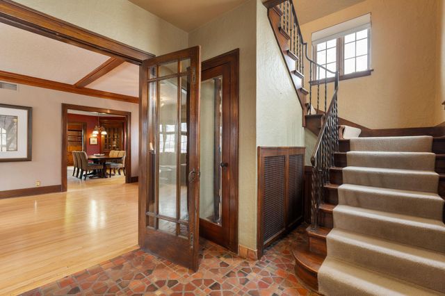 907 1st Drive NW, Austin, MN 55912
