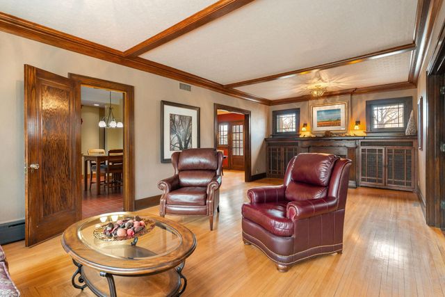 907 1st Drive NW, Austin, MN 55912