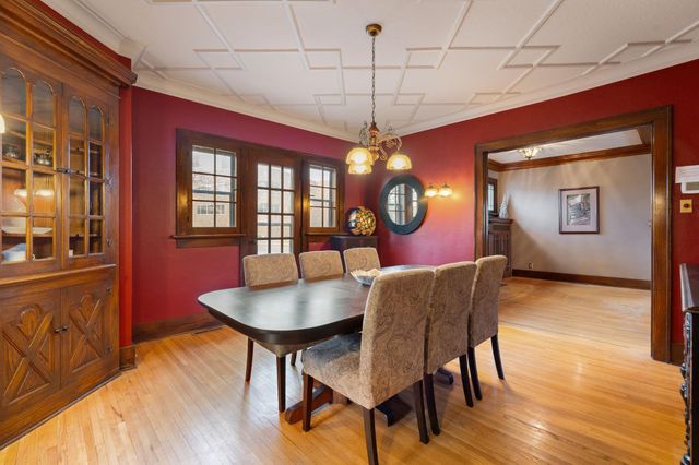 907 1st Drive NW, Austin, MN 55912