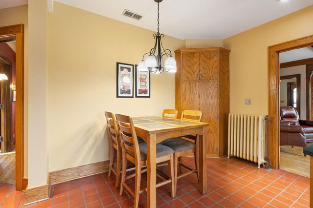 907 1st Drive NW, Austin, MN 55912