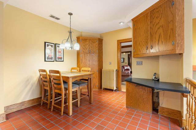 907 1st Drive NW, Austin, MN 55912