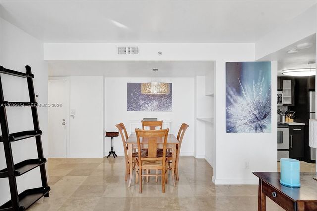 770 Claughton Island Drive 1014, Miami, FL 33131