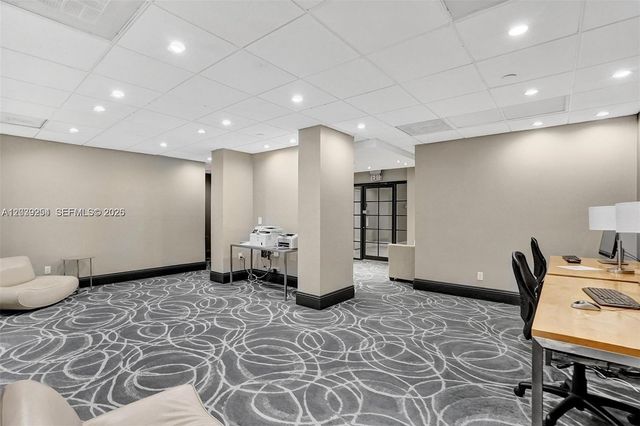 770 Claughton Island Drive 1014, Miami, FL 33131