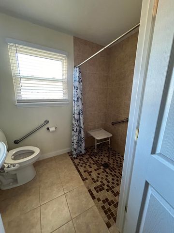 415 Parkdale Drive 6d, Charleston, SC 29414