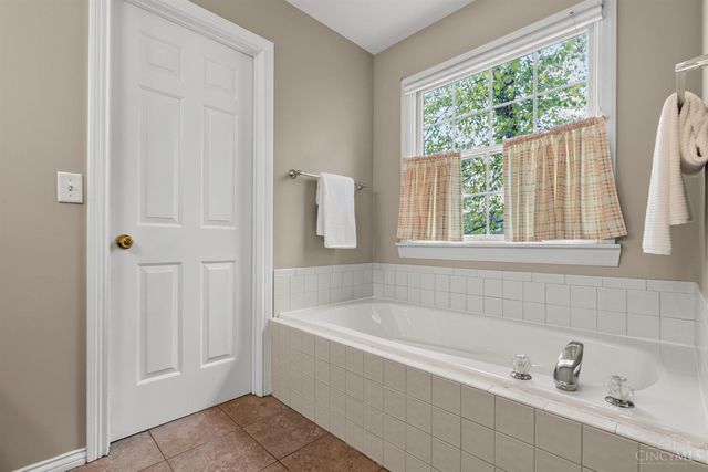 3175 Spalding Drive, Mason, OH 45040