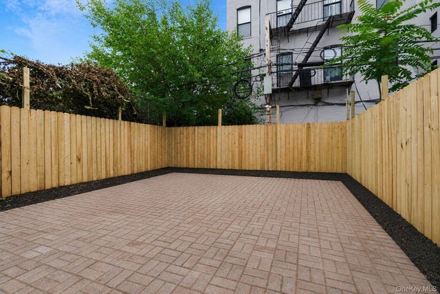 124 Grove Street, Brooklyn, NY 11221