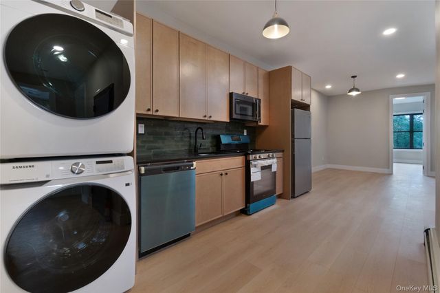 124 Grove Street, Brooklyn, NY 11221