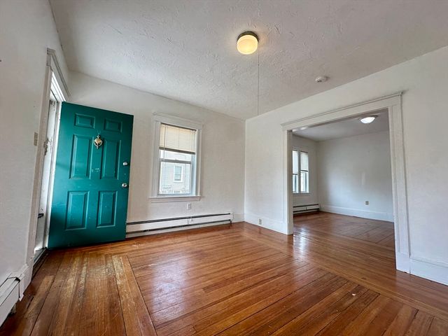 18 Appleton St 1, Quincy, MA 02171