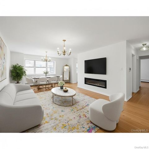99-10 60th Avenue 5D, Corona, NY 11368