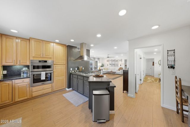 1609 W VIRGINIA Avenue, Phoenix, AZ 85007