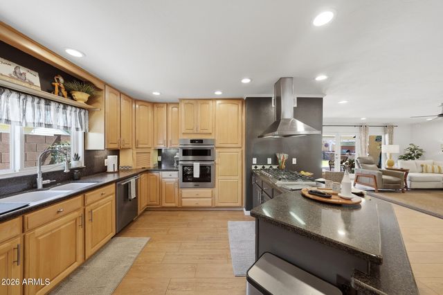 1609 W VIRGINIA Avenue, Phoenix, AZ 85007